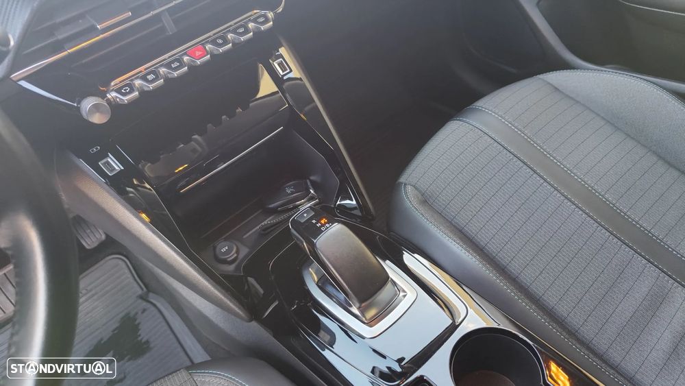 Peugeot e-208 50 kWh Allure Pack - 13