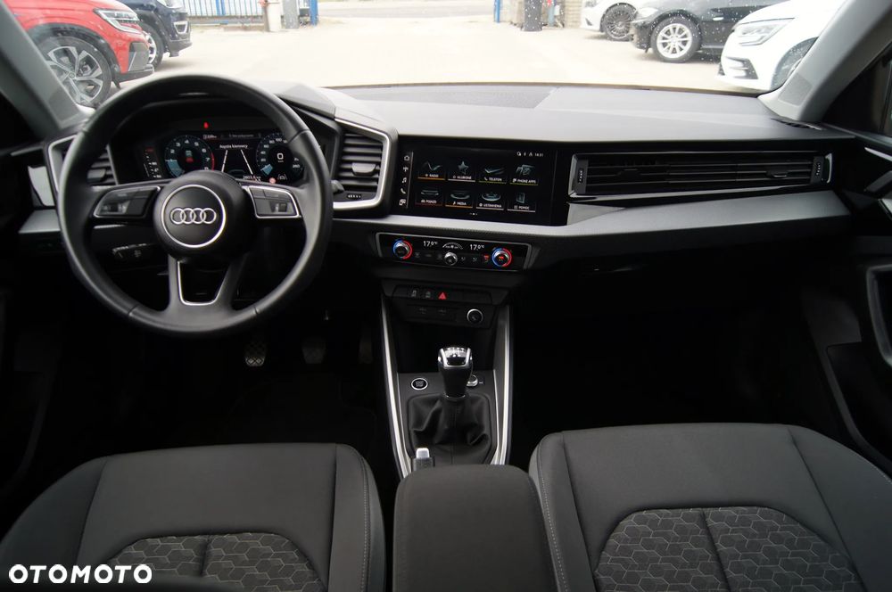 Audi A1 Sportback 25 TFSI advanced - 25