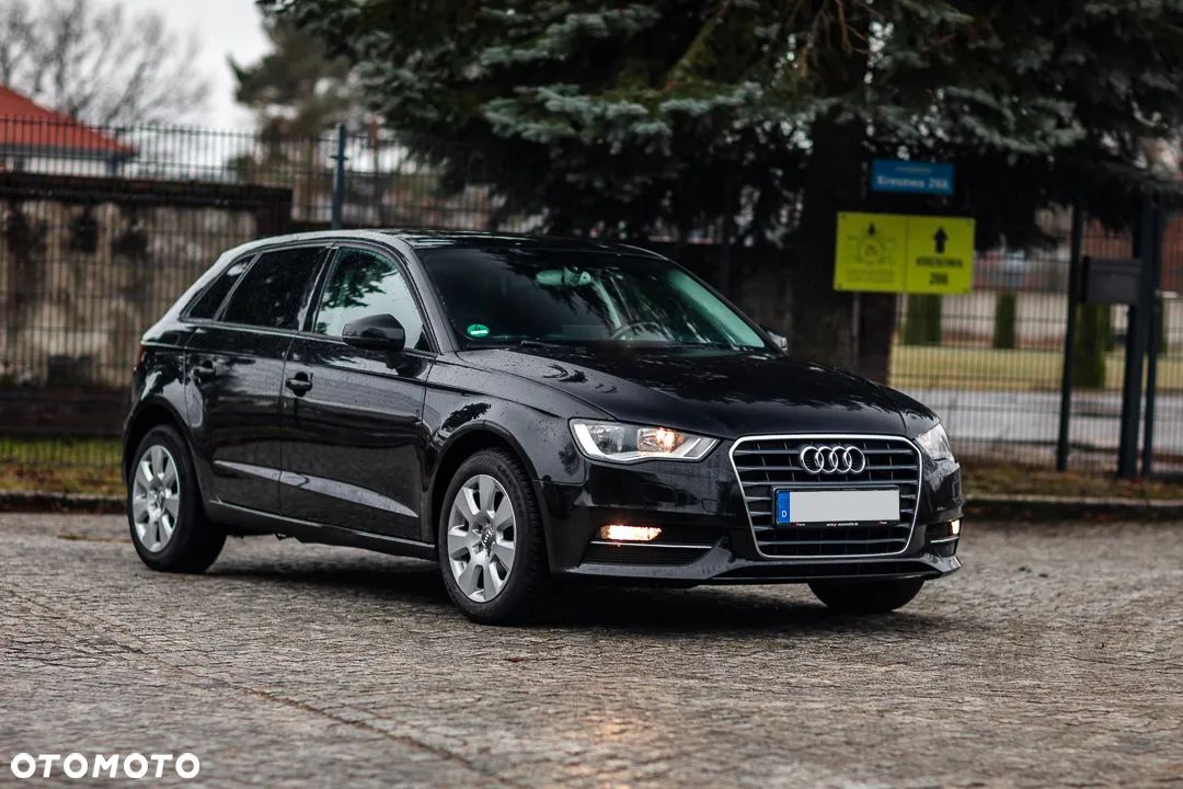 Audi A3 1.6 TDI S tronic - 1