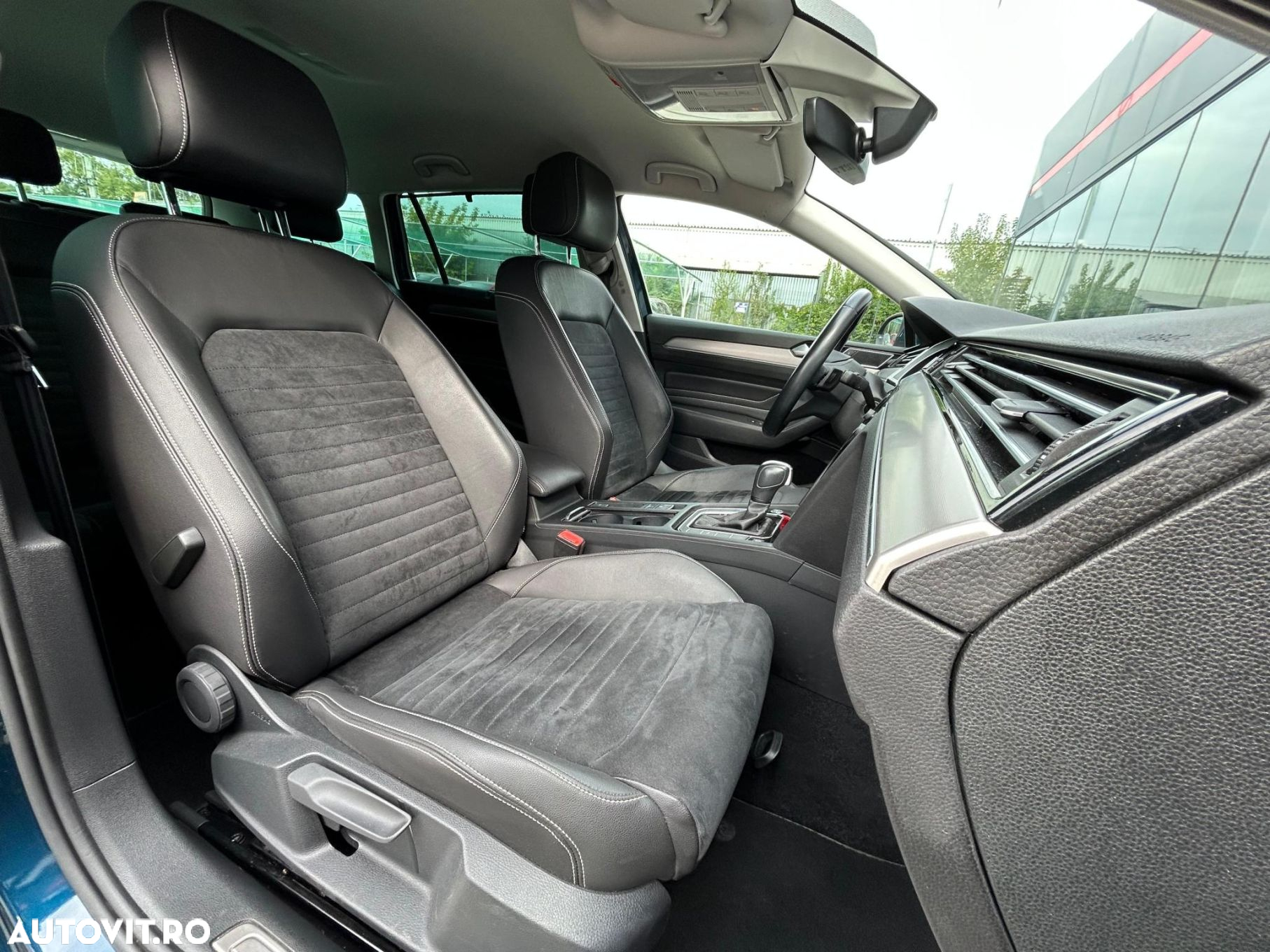 Volkswagen Passat Variant 1.6 TDI SCR DSG Business - 14
