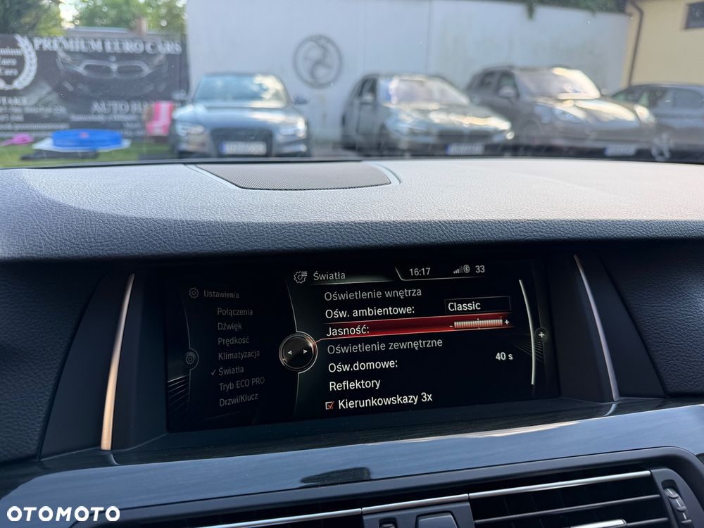 BMW Seria 5 520d Luxury Line - 35