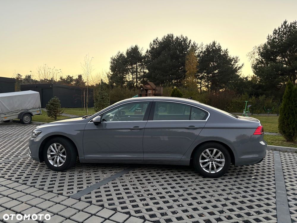 Volkswagen Passat - 3