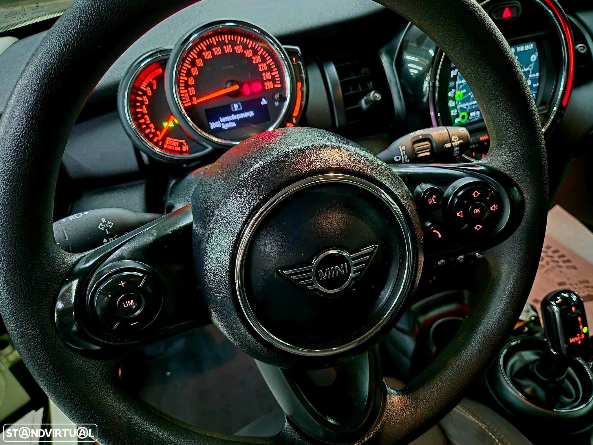 MINI 5 Portas One Auto - 3