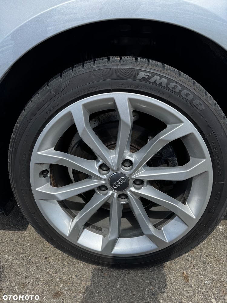 Audi A4 Avant 35 TDI mHEV S tronic - 12