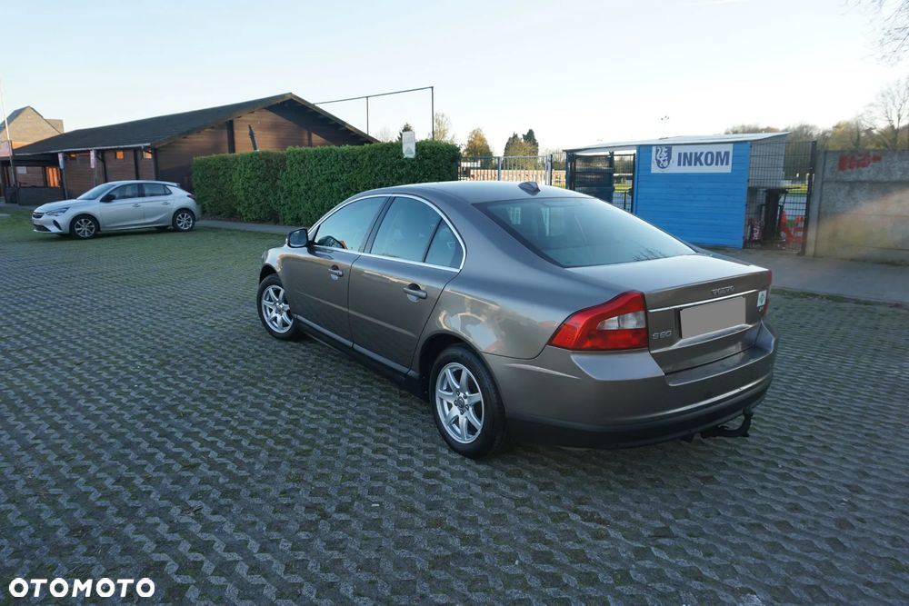 Volvo S80 2.0 Momentum - 3