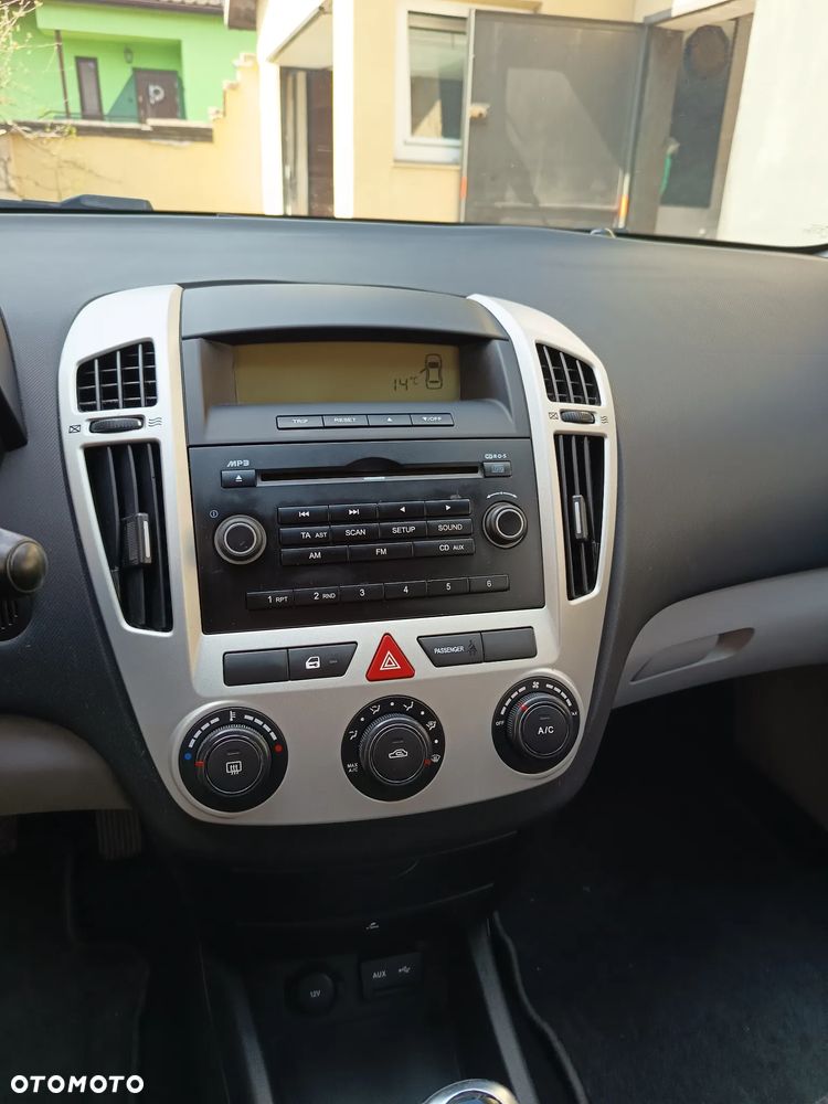 Kia Ceed 1.4 Comfort - 10