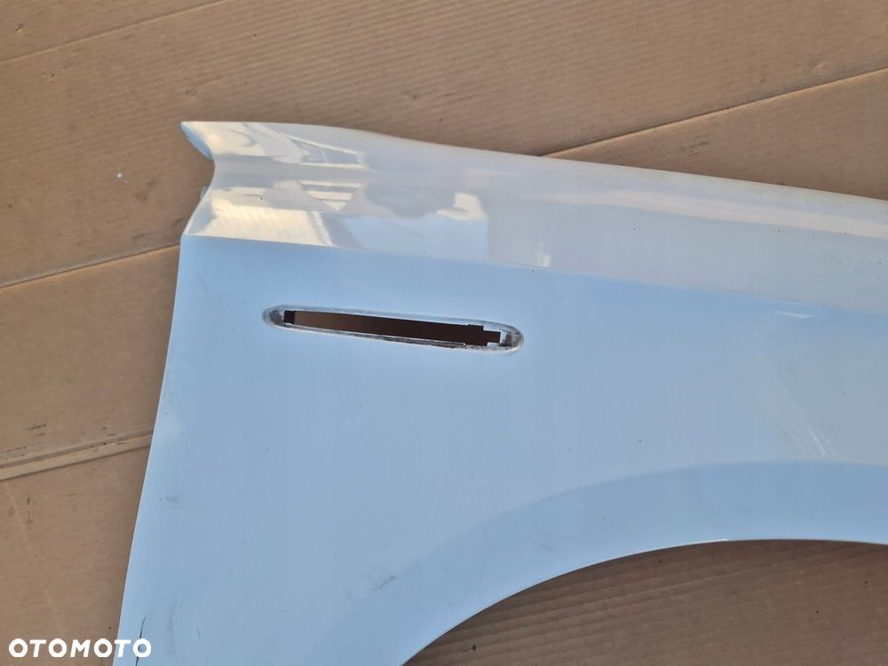 Alfa Romeo Giulietta błotnik prawy. - 2