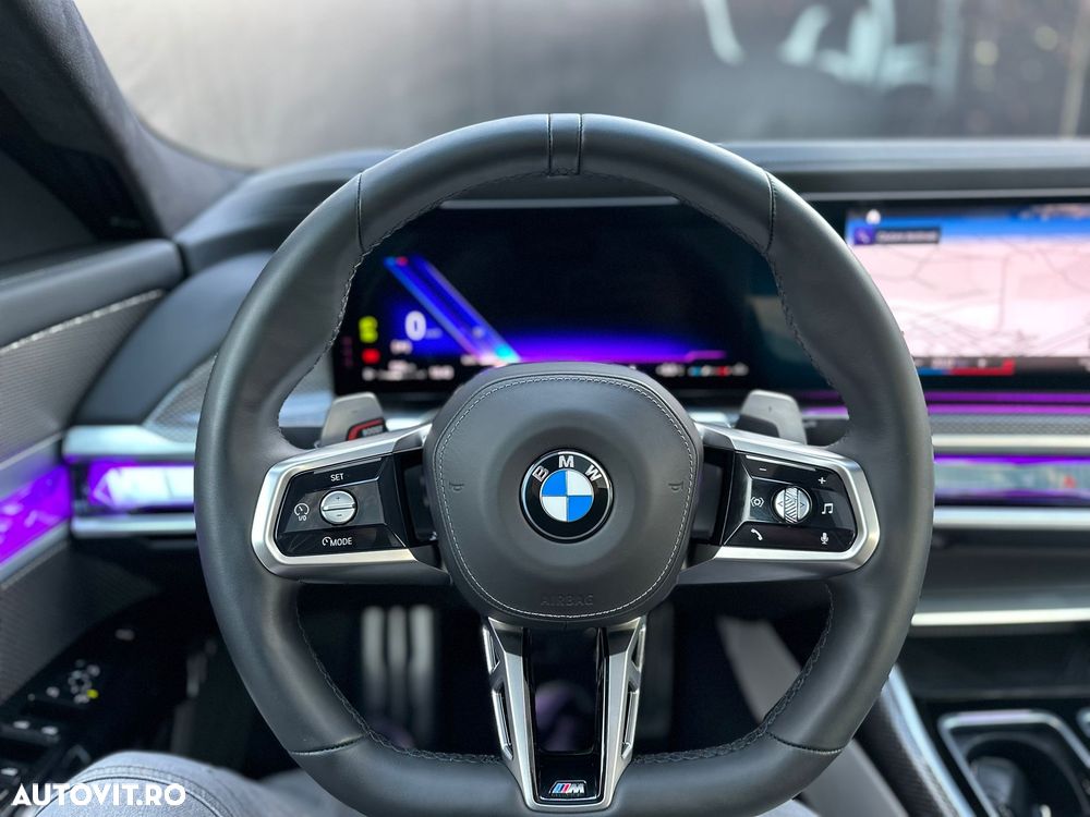 BMW Seria 7 - 38