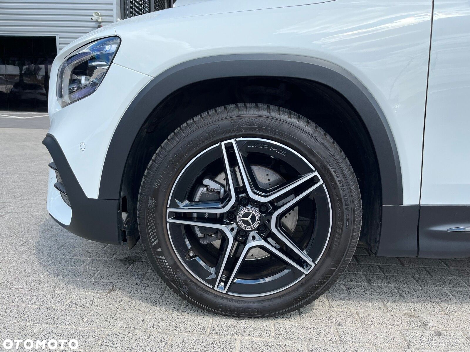 Mercedes-Benz GLB - 18