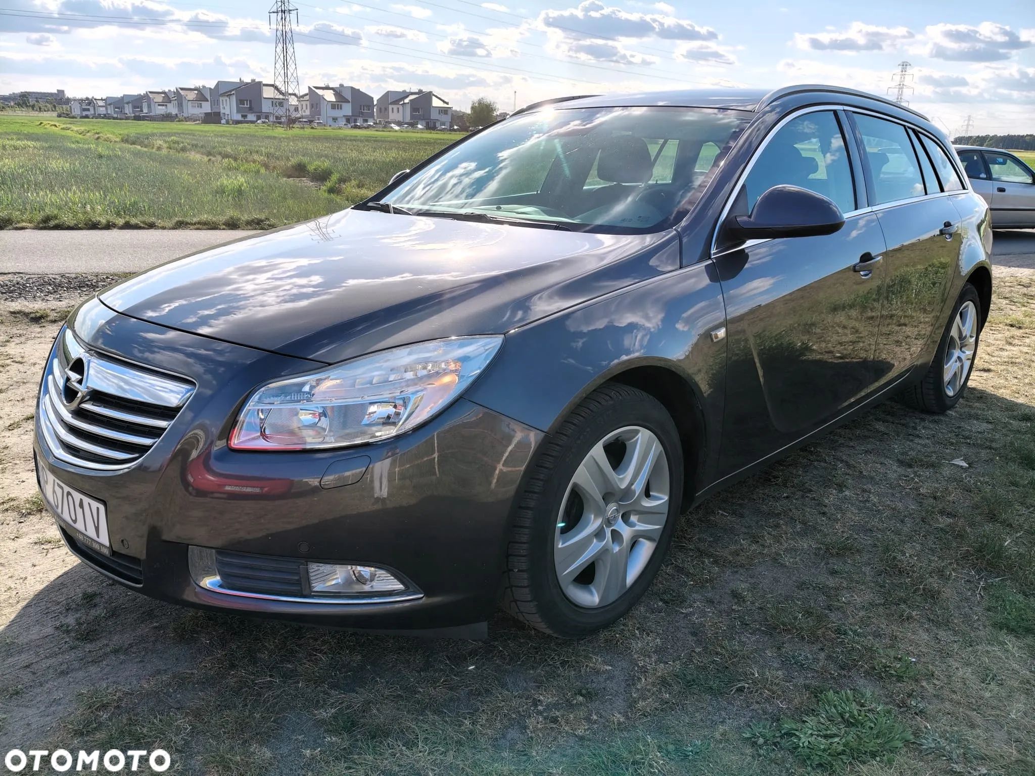 Opel Insignia 2.0 CDTI Sports Tourer Design Edition - 1