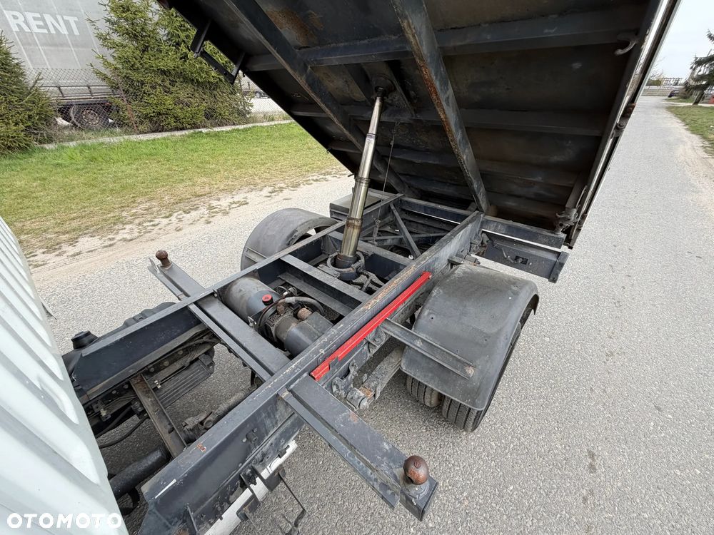 Nissan Cabstar 35.13 * 2.5 / 130KM * Wywrotka * DOKA * 6 Osób * - 20