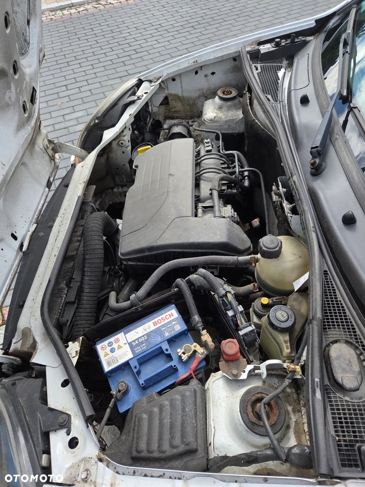 Renault Kangoo 1.2 16V Access - 11