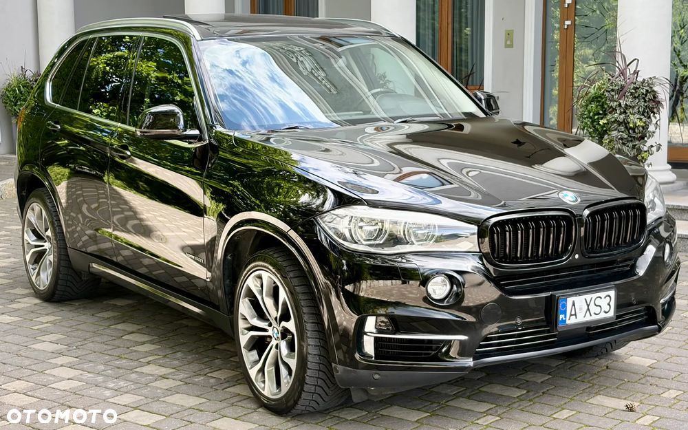 BMW X5 xDrive50i Sport-Aut - 4