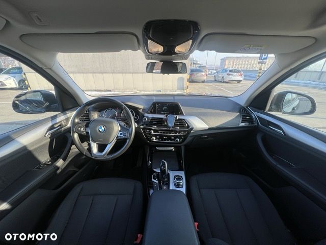 BMW X3 xDrive20d Business Edition - 20