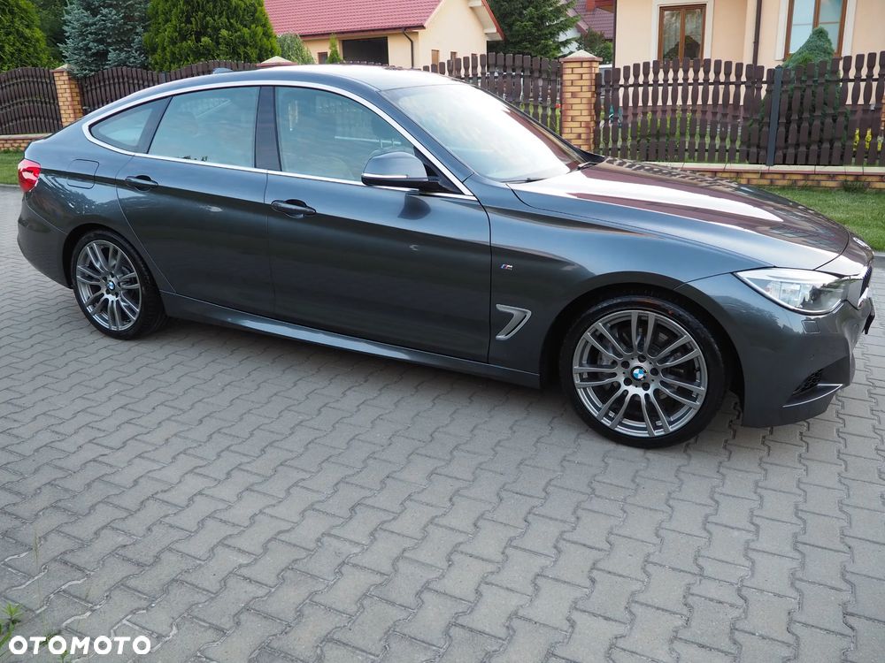 BMW 3GT 335i M Sport - 22