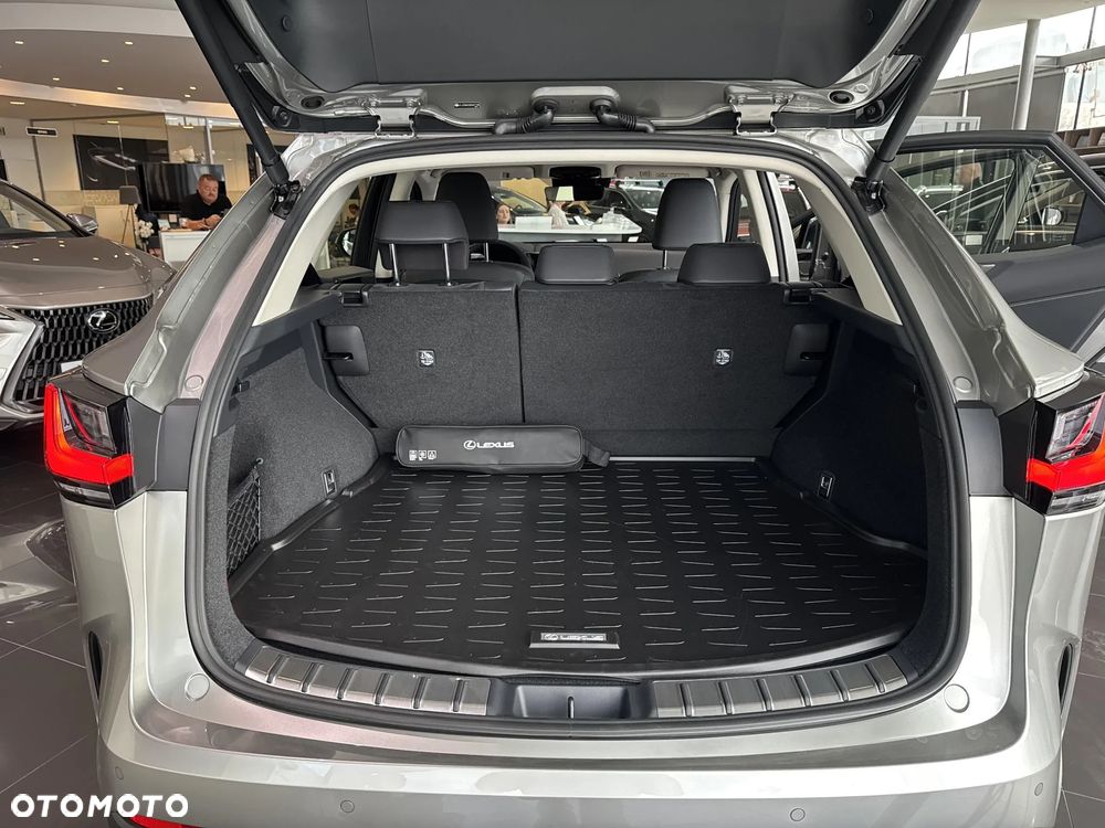 Lexus NX 350h Elegance 2WD - 15