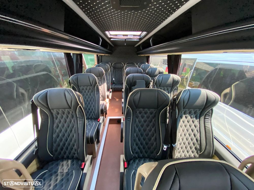 Mercedes Benz Sprinter 519 - 3