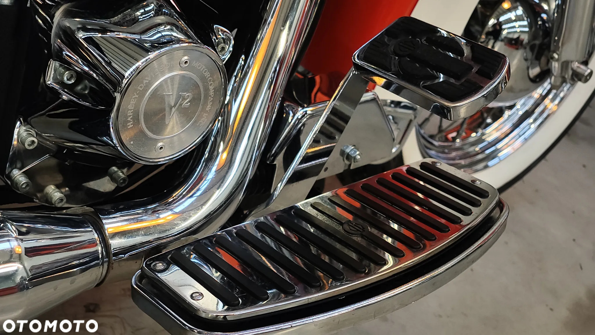 Harley-Davidson Softail Heritage Classic - 22