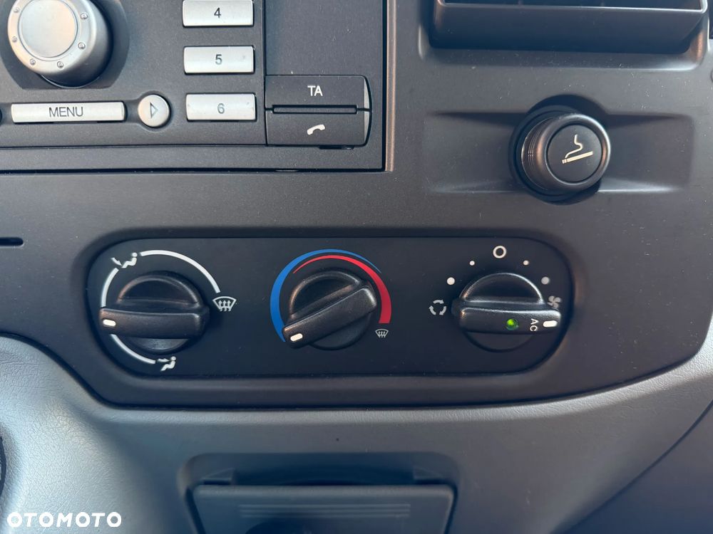 Ford Transit - 18