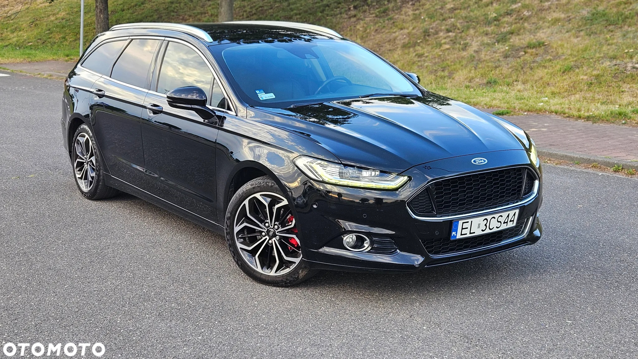 Ford Mondeo Turnier 2.0 TDCi Start-Stopp PowerShift-Aut Business Edition - 2