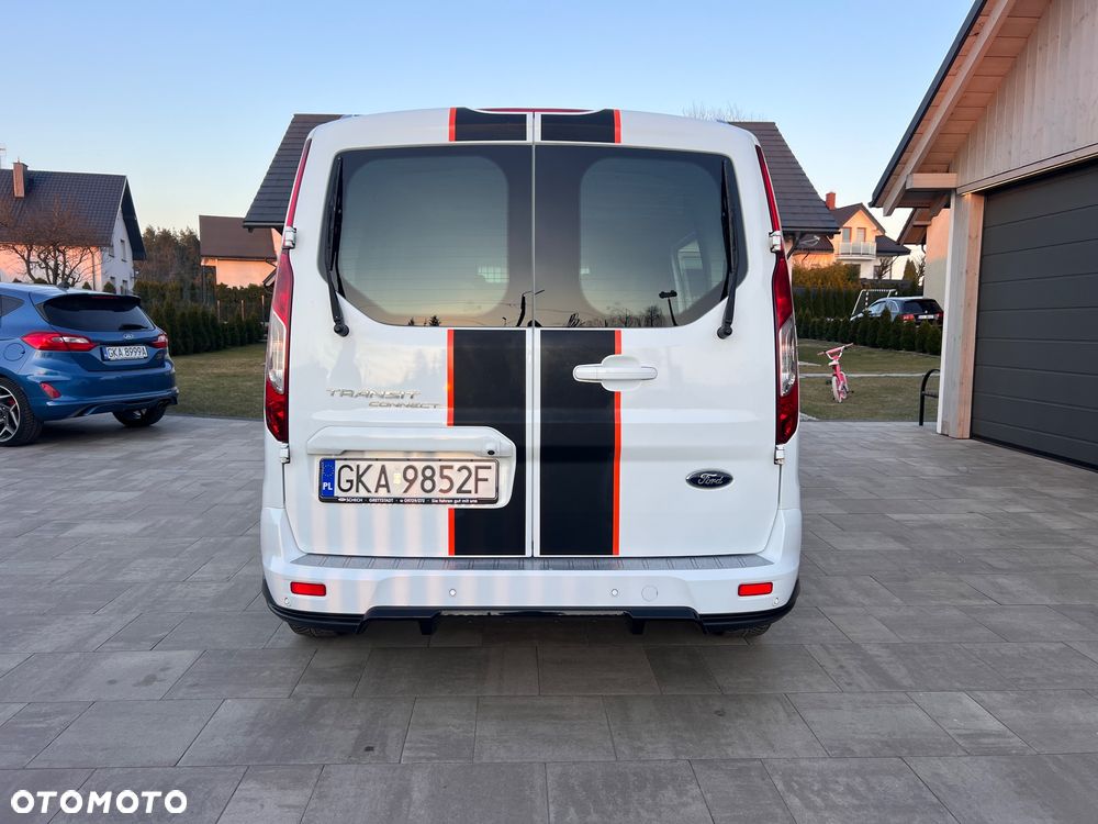Ford Connect Sport - 38