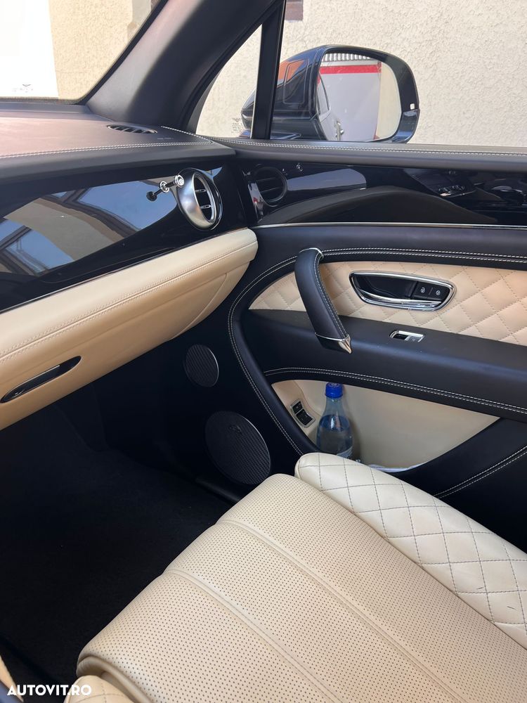 Bentley Bentayga W12 - 12
