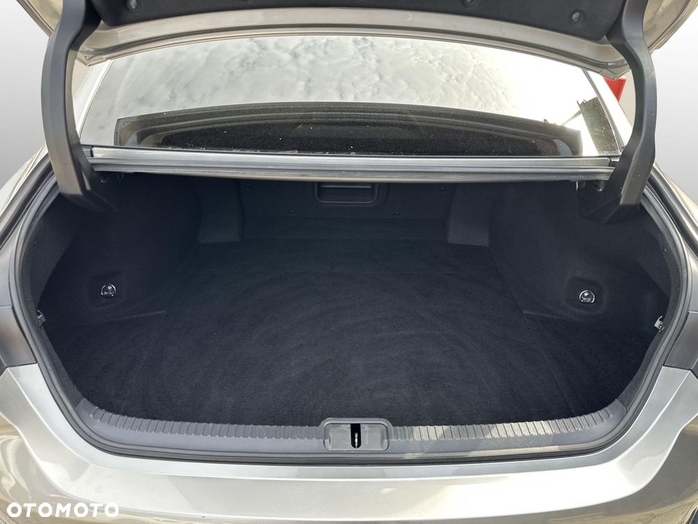 Lexus ES 300h Prestige - 20