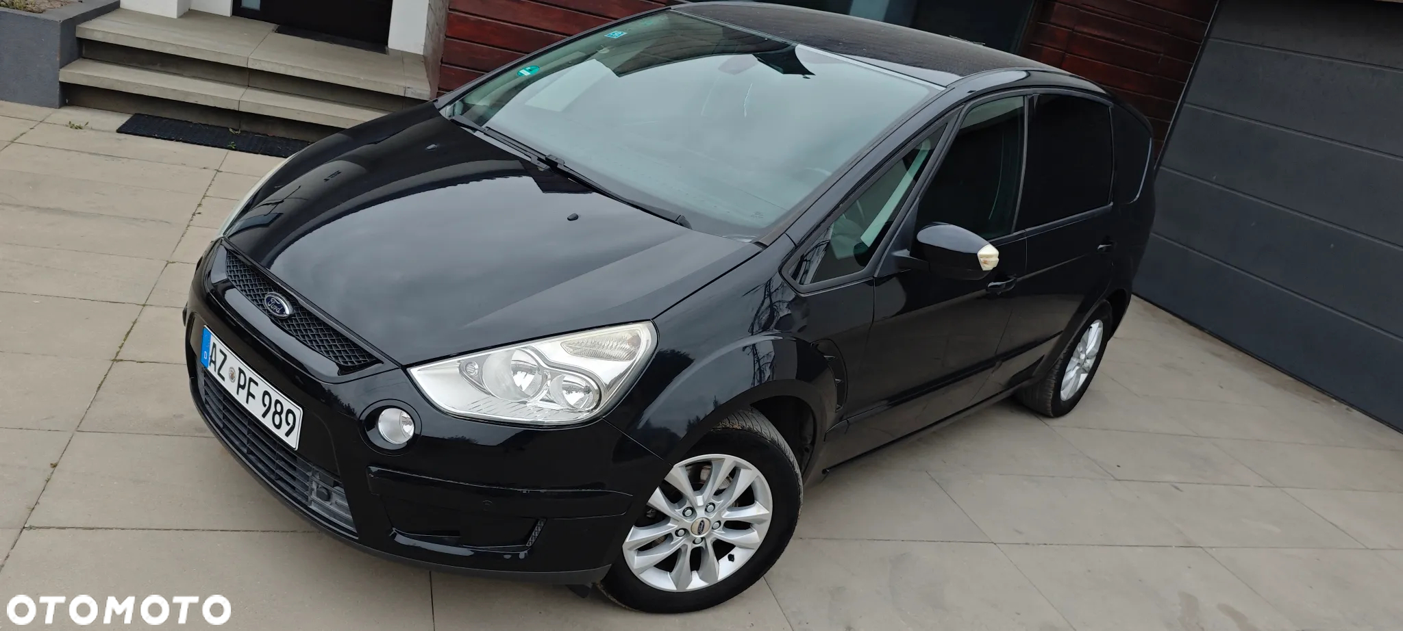 Ford S-Max 2.0 Titanium - 23