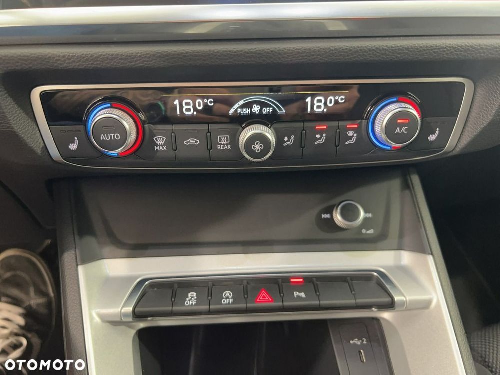 Audi Q3 35 TFSI mHEV S tronic - 21