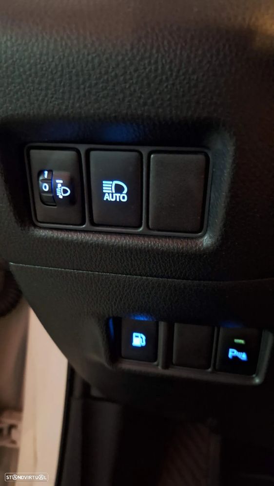 Toyota C-HR 1.8 HSD Comfort+P.Style - 9