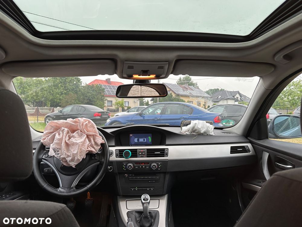 BMW Seria 3 320d DPF - 11