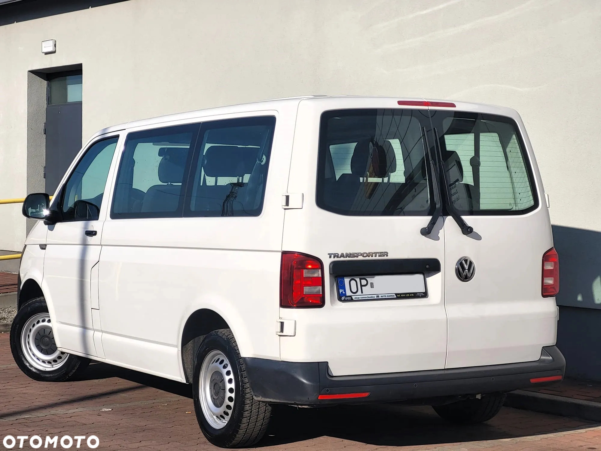 Volkswagen Transporter T6 TDI L1H1 - 8