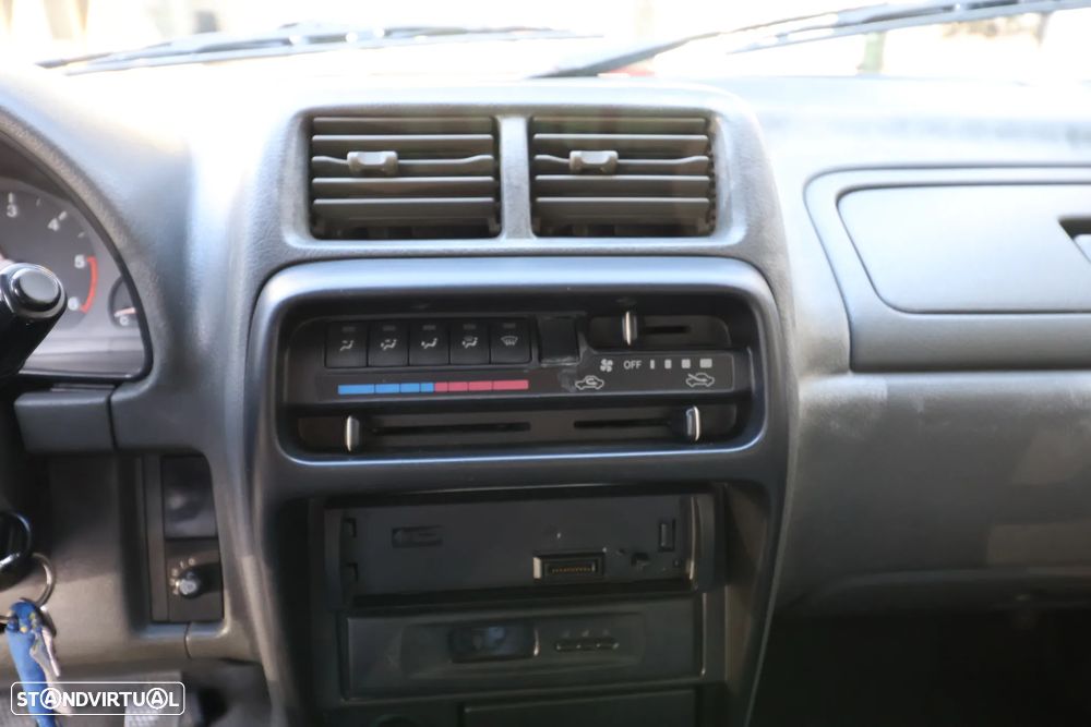 Suzuki Vitara 1.9 TD JLX - 14
