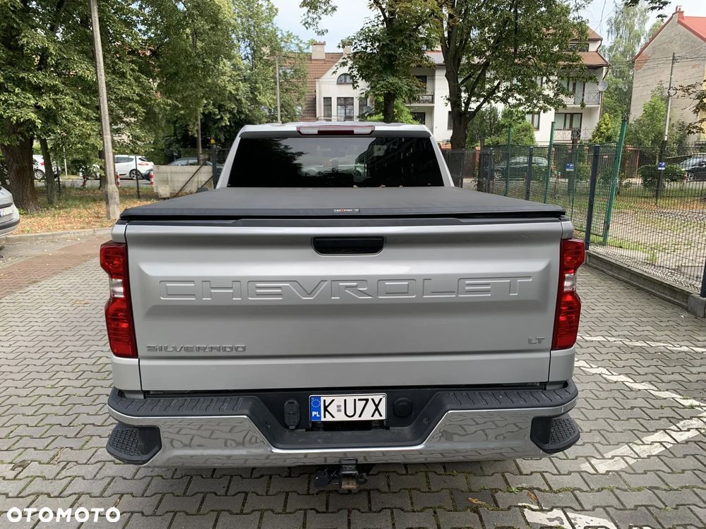 Chevrolet Silverado - 14