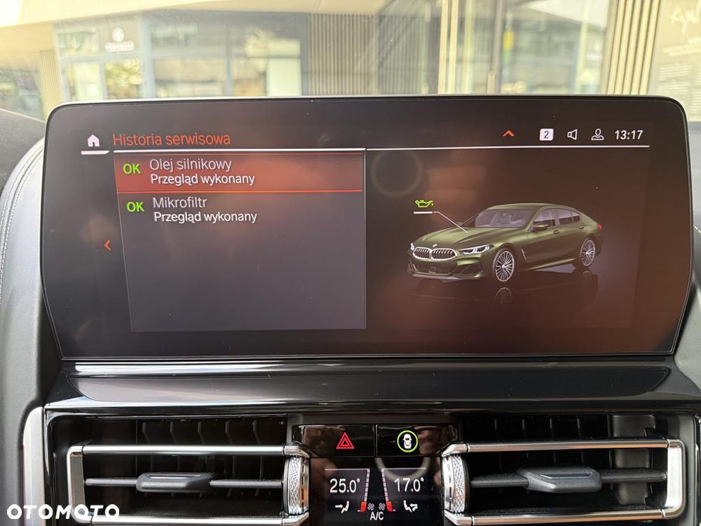 BMW Seria 8 - 26