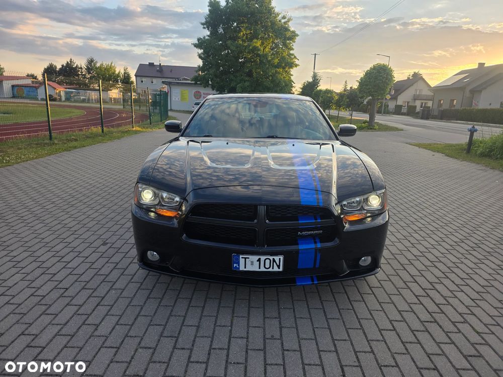 Dodge Charger - 3