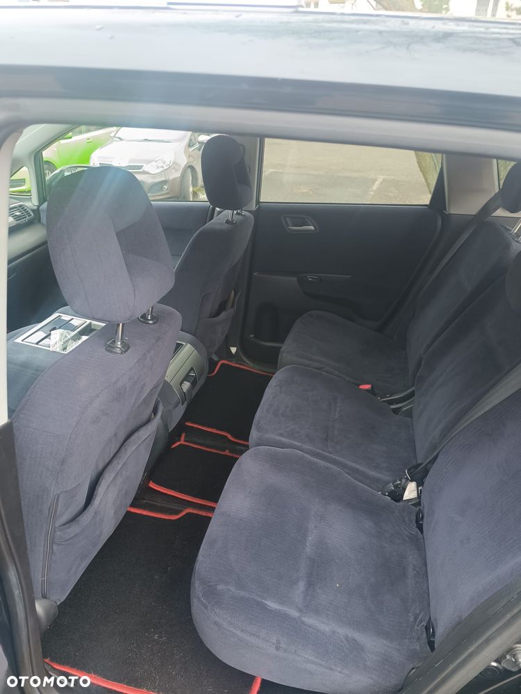 Honda FR-V 1.8 Executive - 11