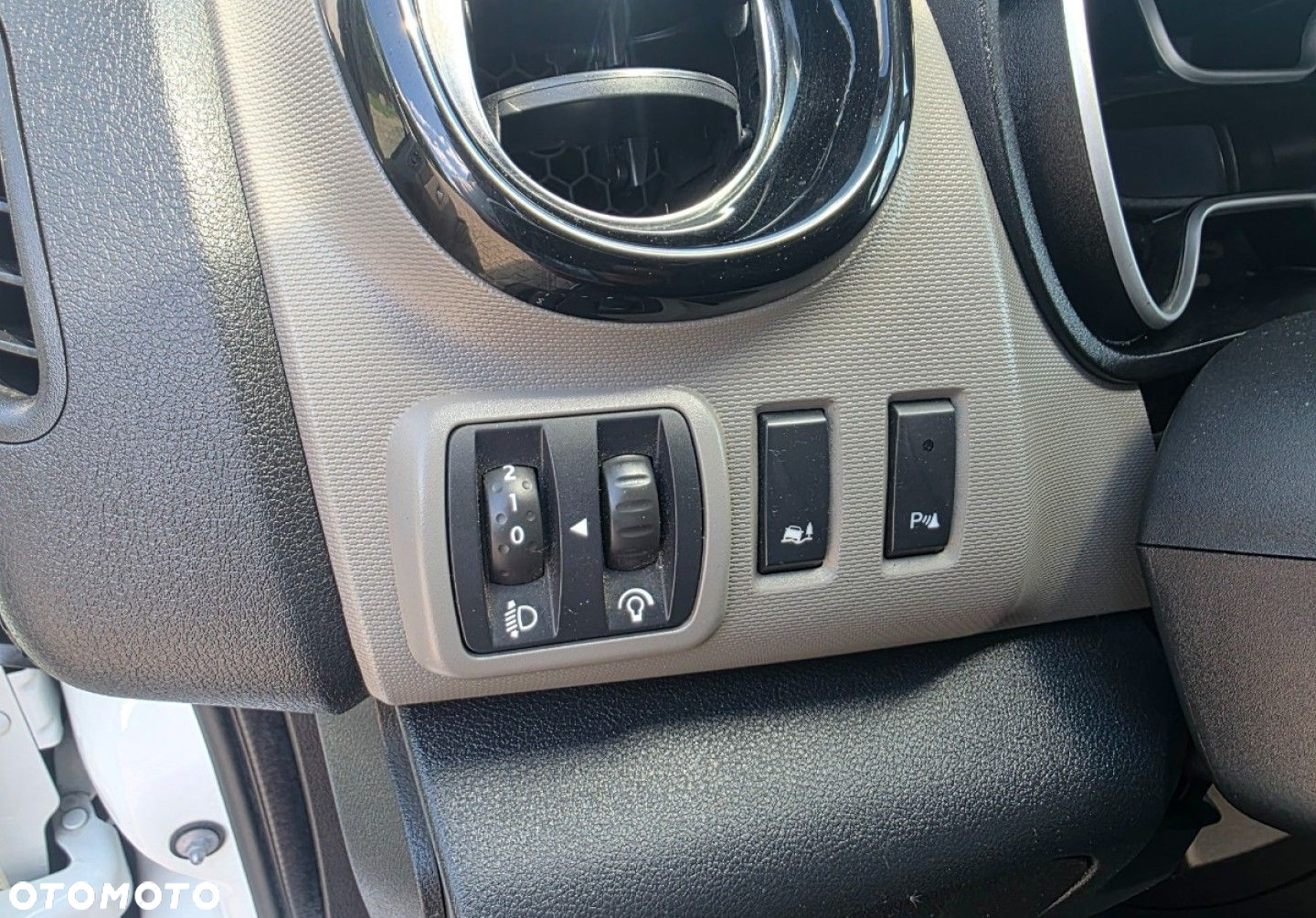 Renault Trafic - 12