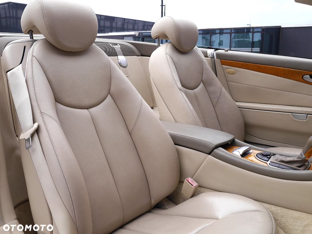 Mercedes-Benz SL 500 7G-TRONIC - 25