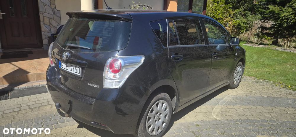 Toyota Verso 2.0 D-4D - 4