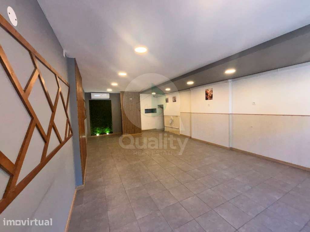 ESPAÇO COMERCIAL PARA RESTAURAÇÃO - Com licença para grelhar com ca... - Grande imagem: 2/17