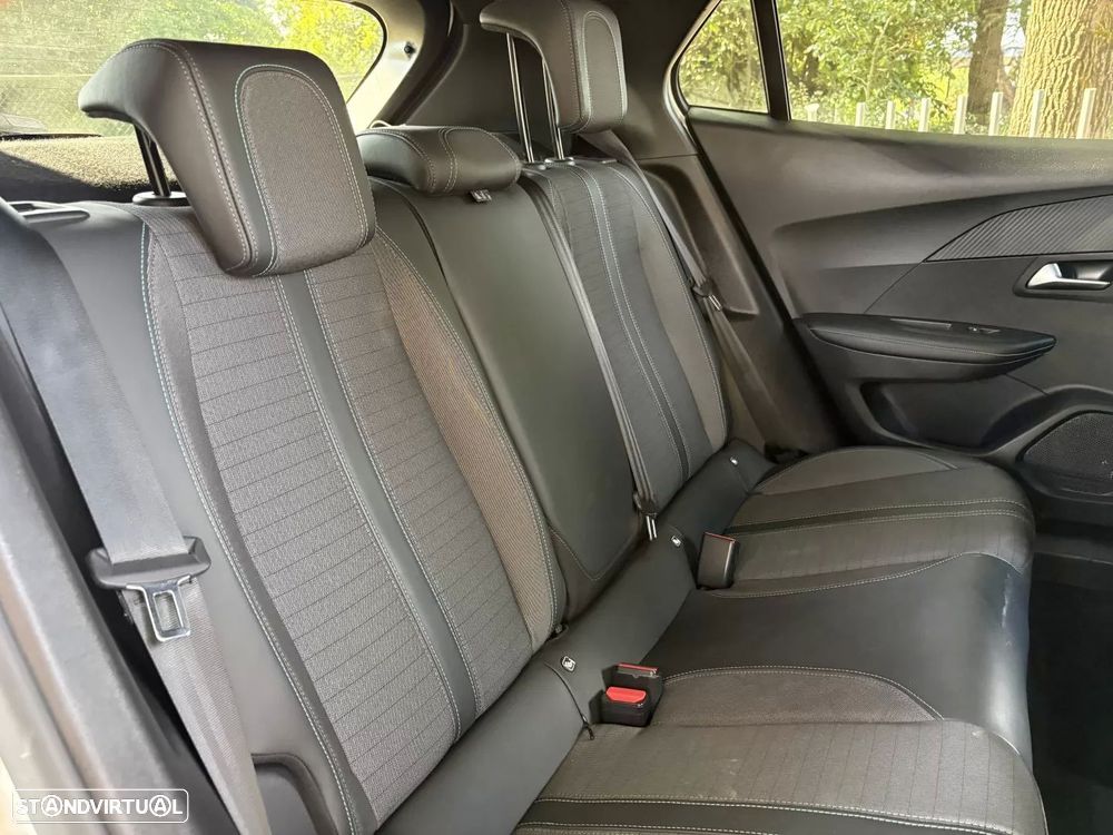 Peugeot 2008 1.2 PureTech Allure - 17