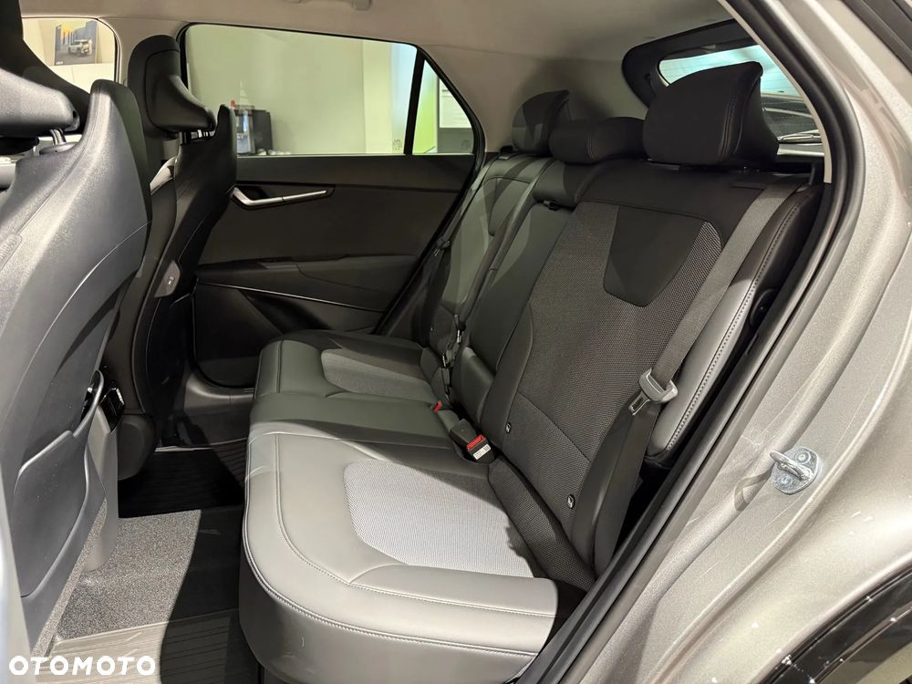 Kia Niro 1.6 GDI Hybrid L - 13