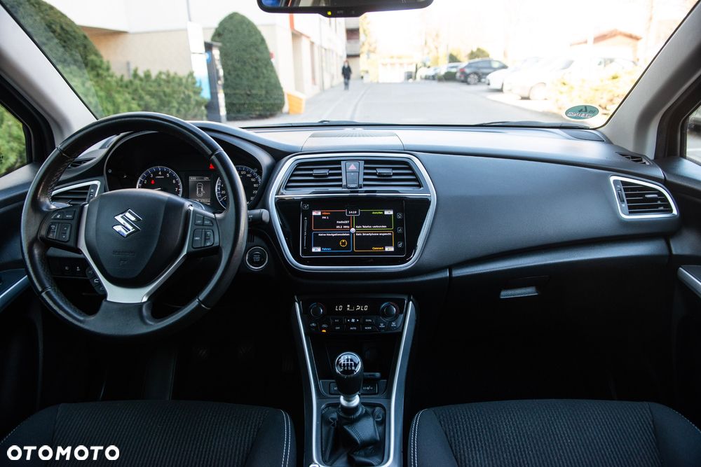 Suzuki SX4 S-Cross 1.4 Boosterjet Comfort - 27