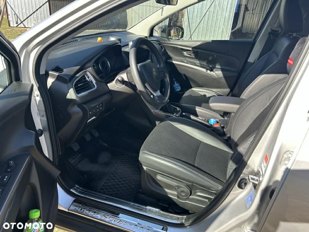 Suzuki S-Cross 1.4 SHVS Elegance - 26