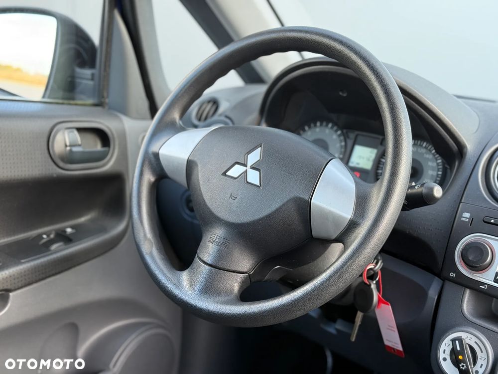 Mitsubishi Colt 1.1 Inform - 13