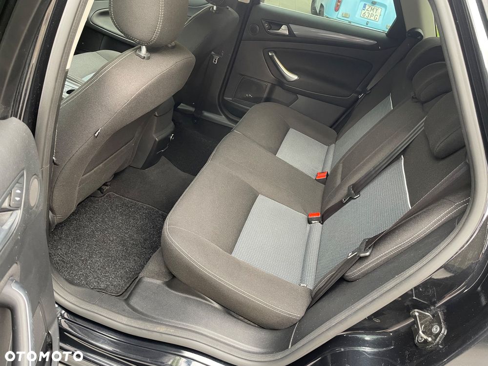 Ford Mondeo - 24