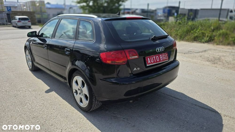 Audi A3 Sportback - 4