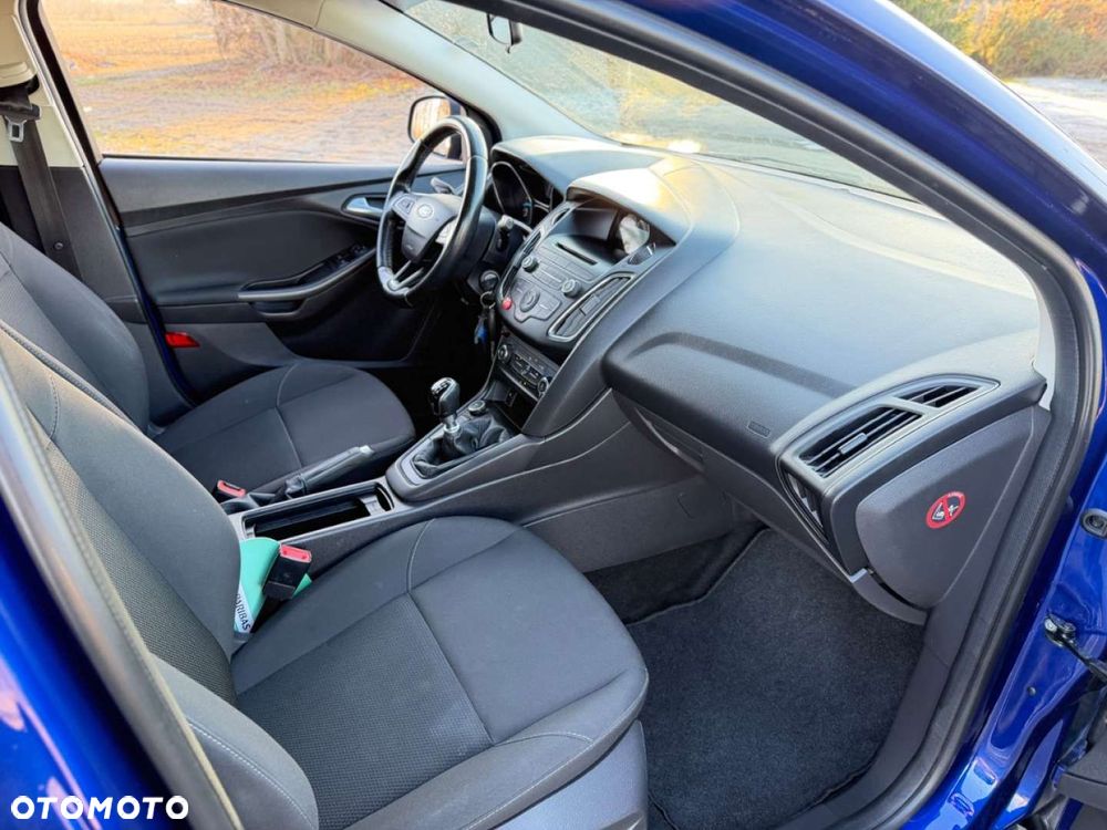 Ford Focus 1.0 EcoBoost Edition - 26