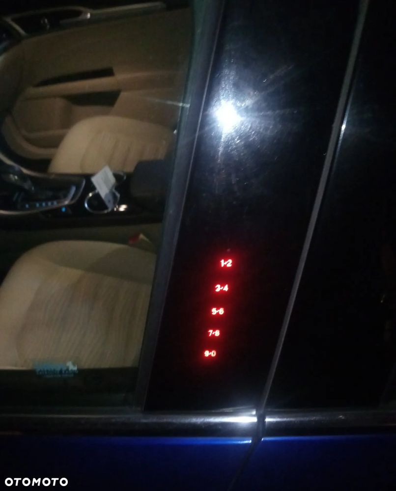 Ford Fusion - 16